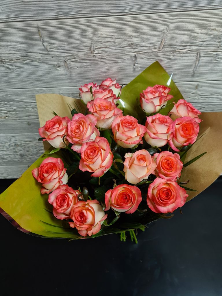 20 grandes roses roses